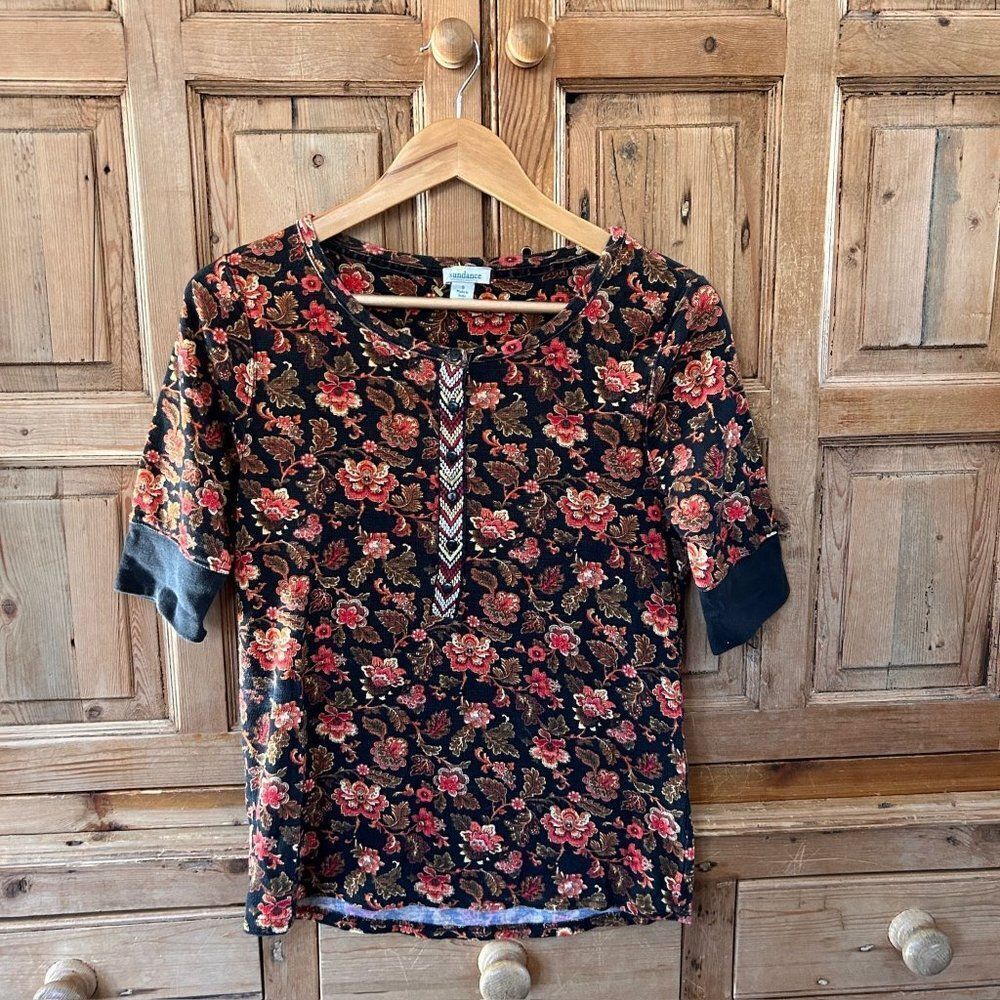 Sundance Small Black Floral Henley Top Blouse Shirt Red Green‎ Half Button